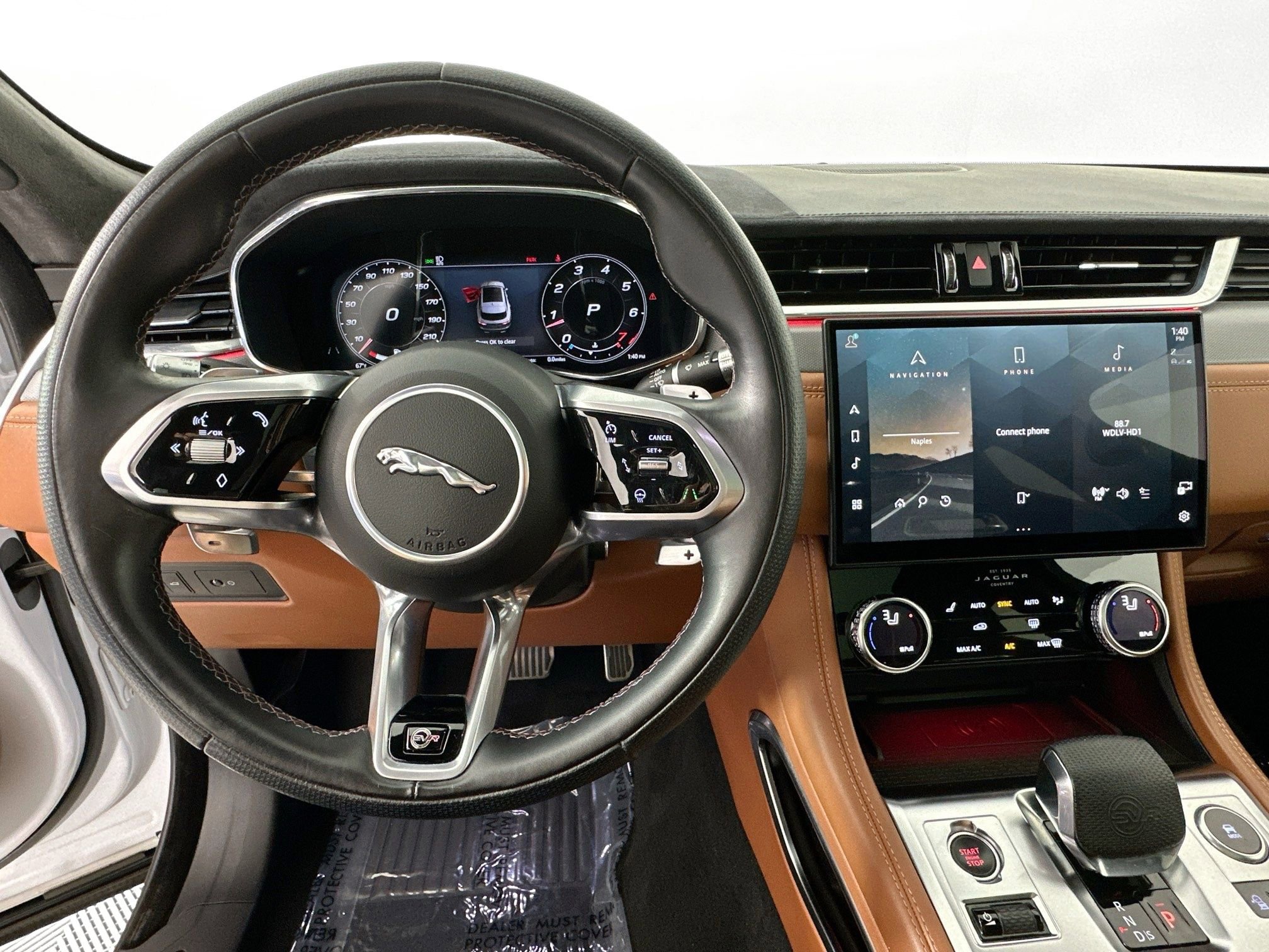 Certified 2021 Jaguar F-PACE SVR AWD/4WD image 11