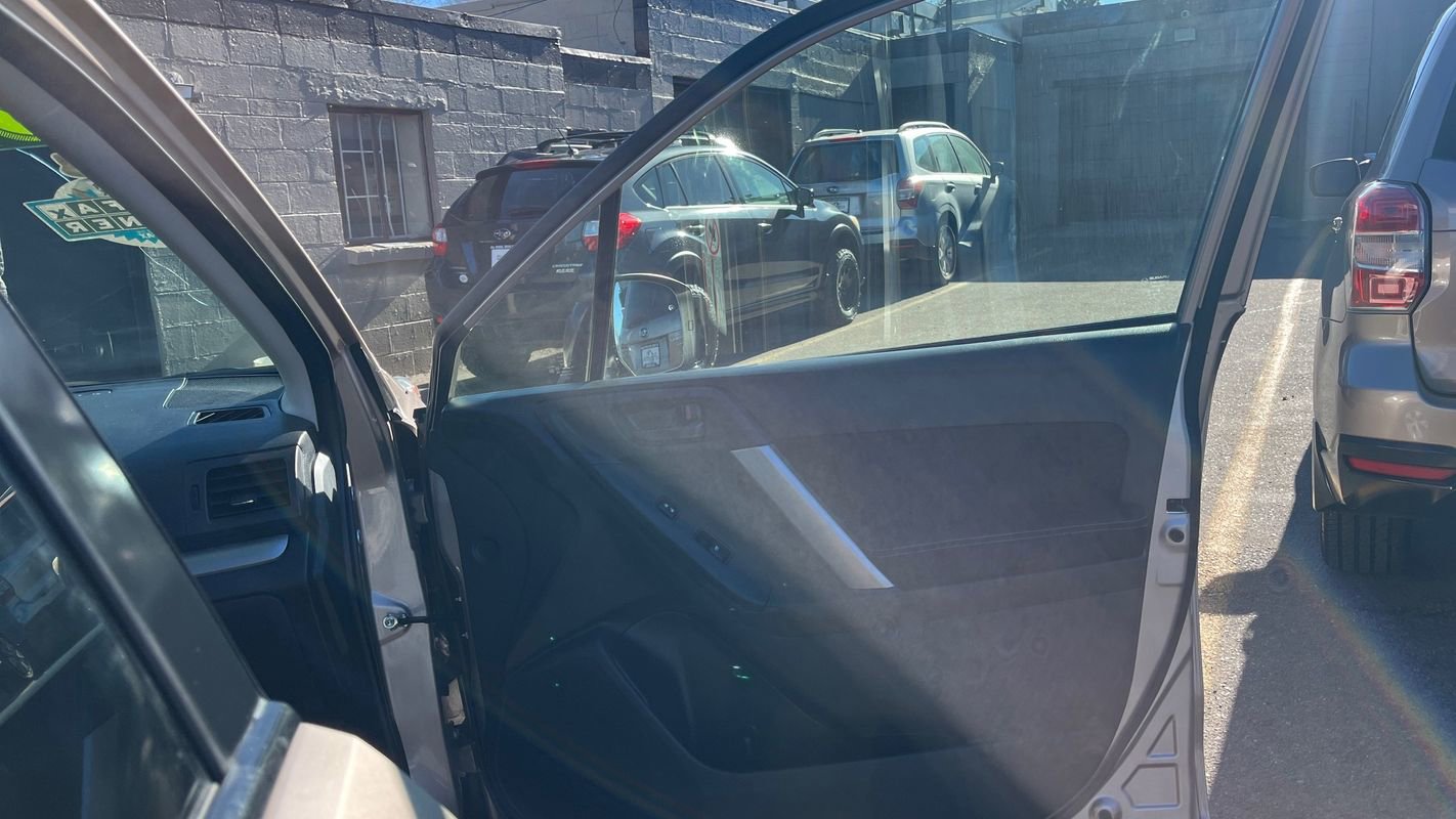 Used 2015 Subaru Forester 2.5i Premium w/ Popular Package #2 image 11