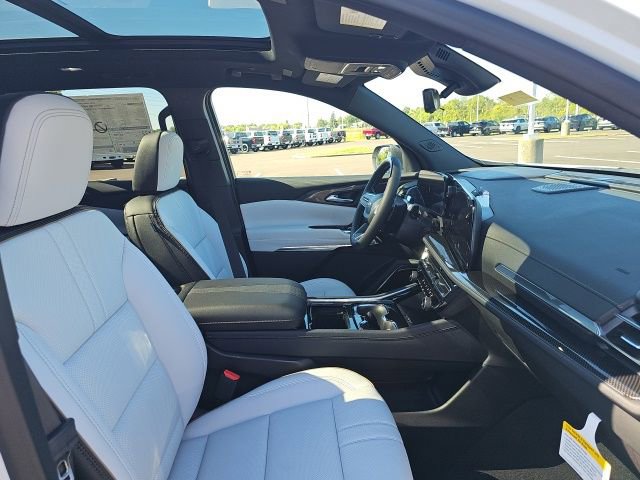 New 2026 Chevrolet Traverse High Country w/ LPO, Floor Liner Package image 33