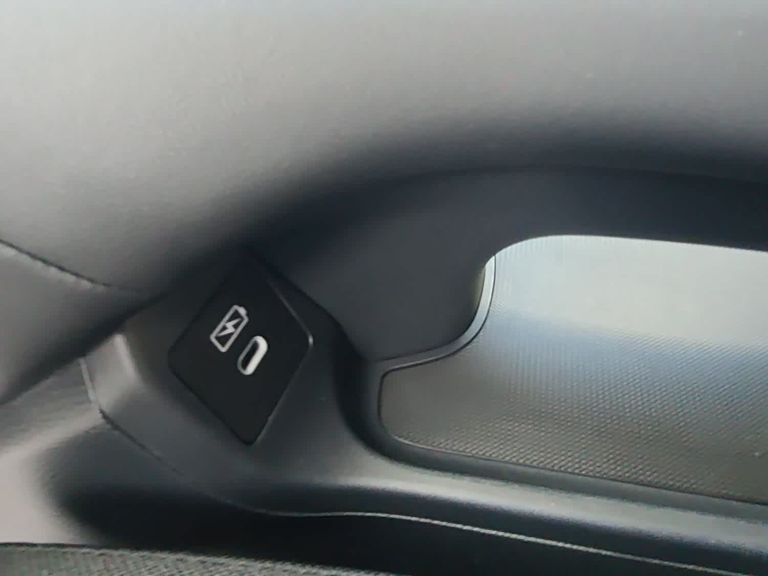 Certified 2026 Honda HR-V LX image 28