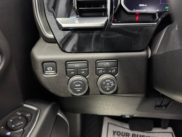 Certified 2026 Chevrolet Silverado 1500 RST AWD/4WD image 16