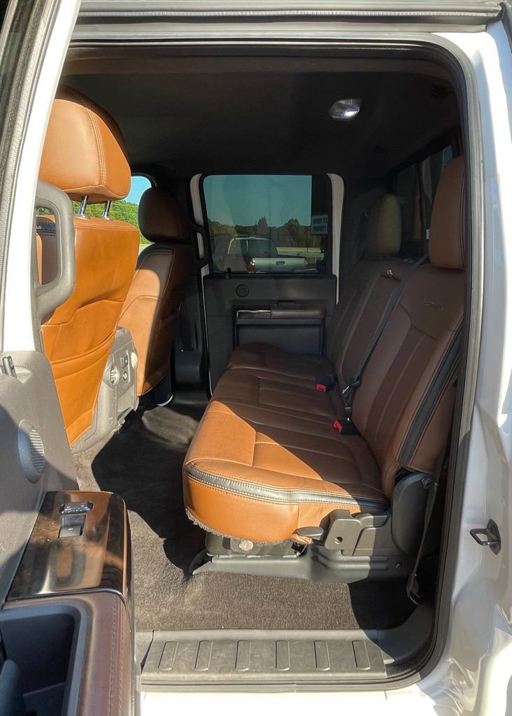 Used 2015 Ford F250 Platinum w/ FX4 Off-Road Package AWD/4WD image 32