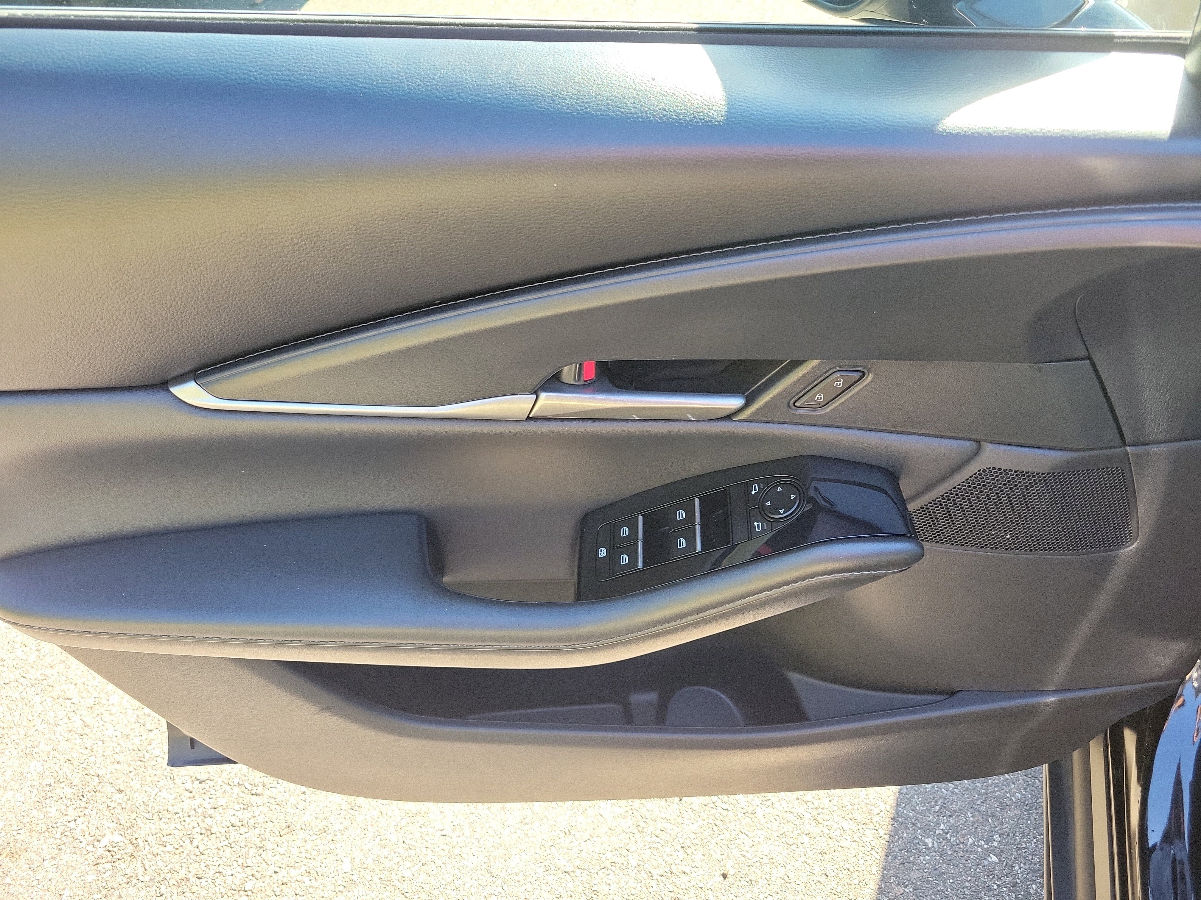 Used 2024 MAZDA CX-30 AWD 2.5 S w/ Select Sport Pkg image 18