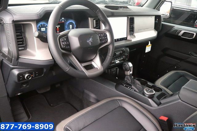 New 2025 Ford Bronco Outer Banks AWD/4WD image 13