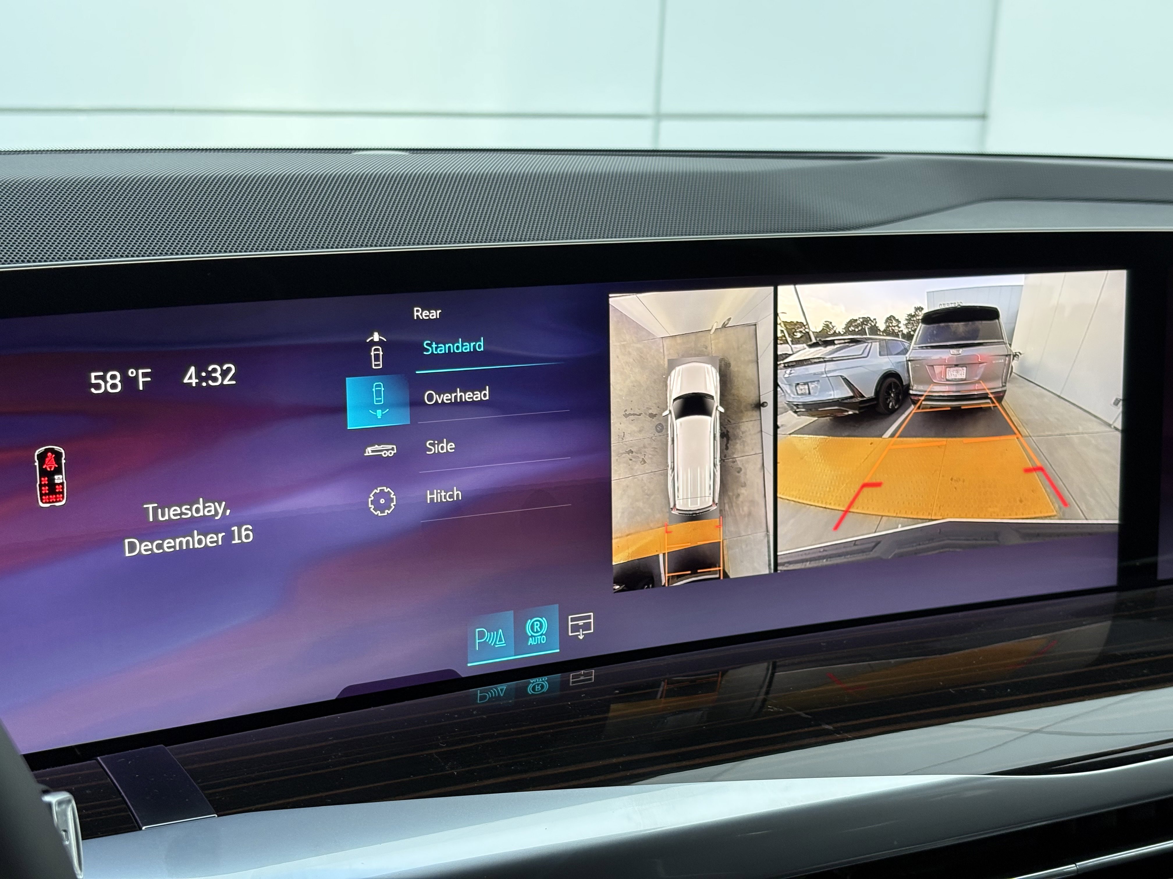 New 2026 Cadillac Escalade Luxury image 25