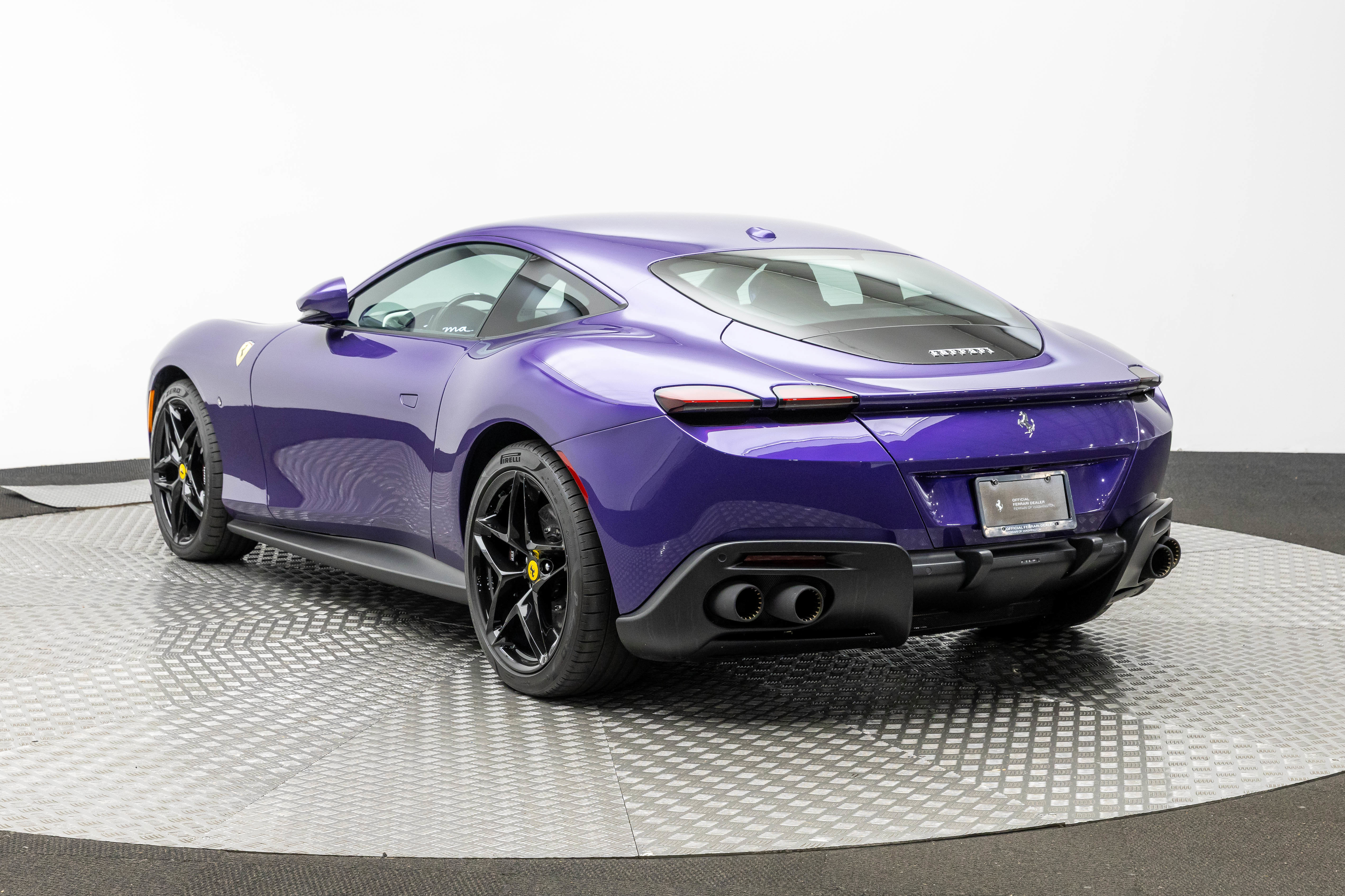 Used 2024 Ferrari Roma RWD image 3