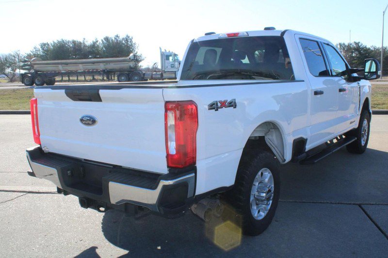 Used 2025 Ford F350 XLT image 5