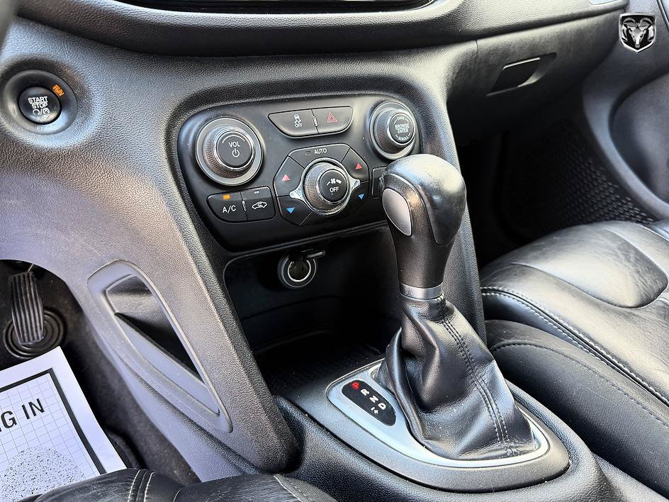 Used 2013 Dodge Dart Limited w/ Limited Special Edition Group FWD image 17
