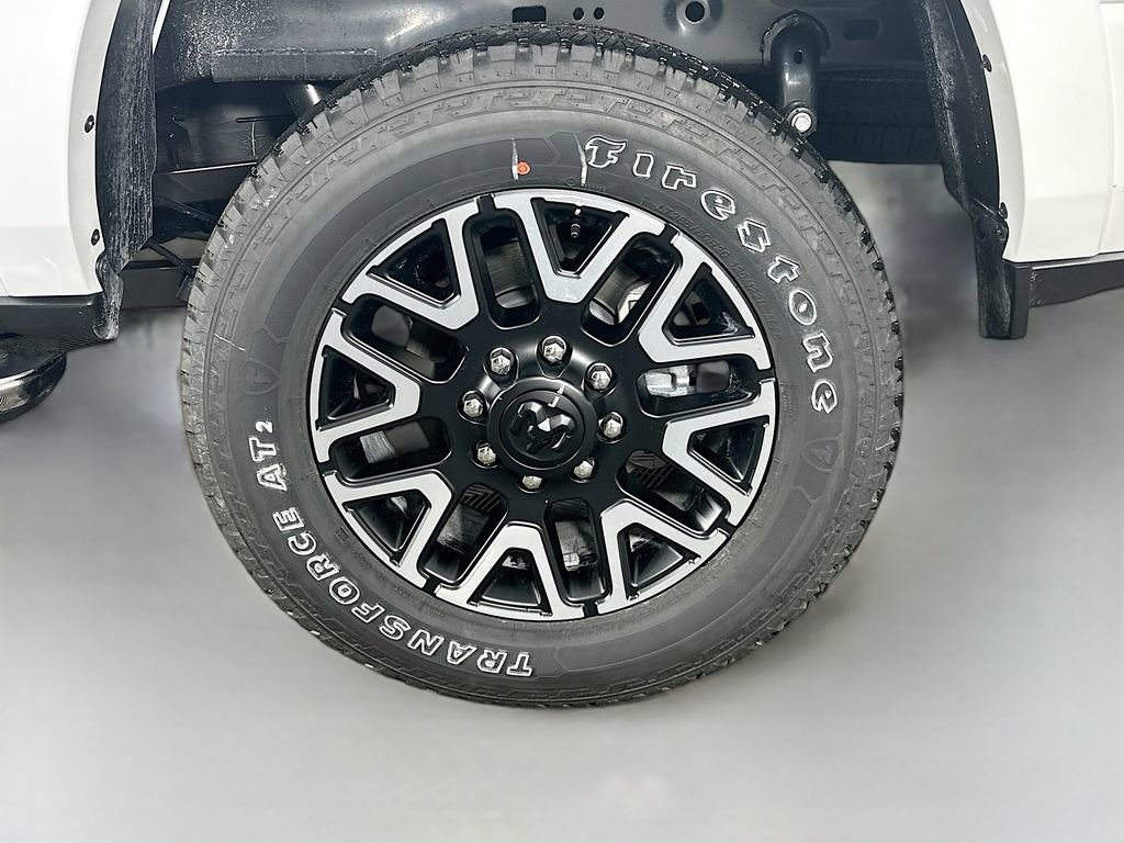New 2026 RAM 2500 Limited w/ Towing Technology Group image 17