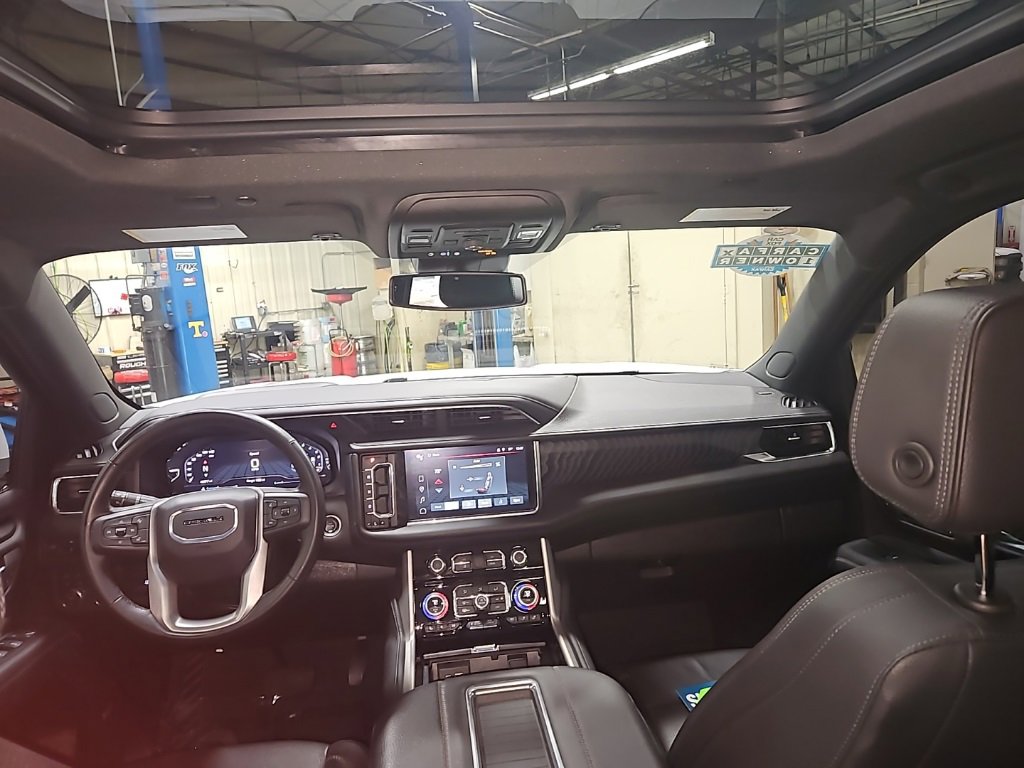 Used 2024 GMC Yukon Denali w/ Max Trailering Package image 26