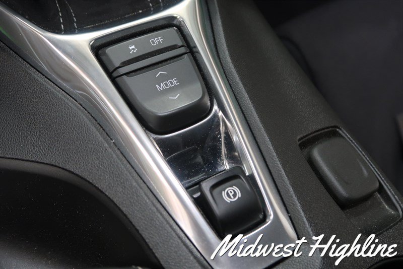 Used 2017 Chevrolet Camaro SS RWD image 35