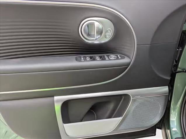 New 2026 Hyundai Ioniq 9 Limited image 19