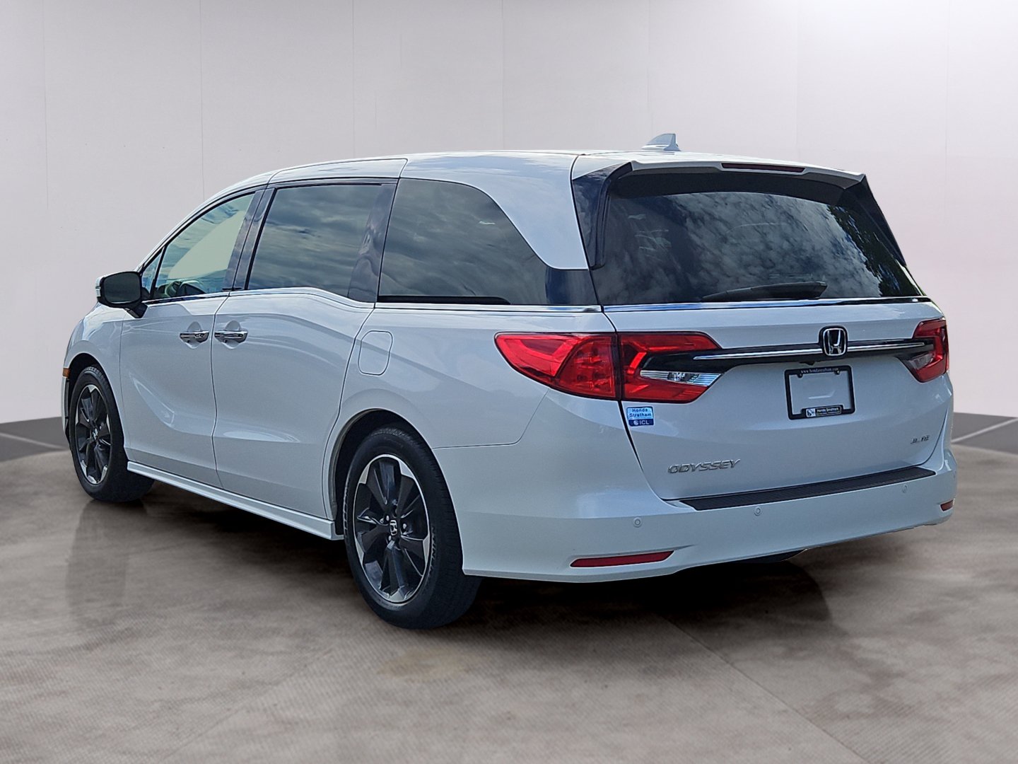 Certified 2024 Honda Odyssey Elite image 35