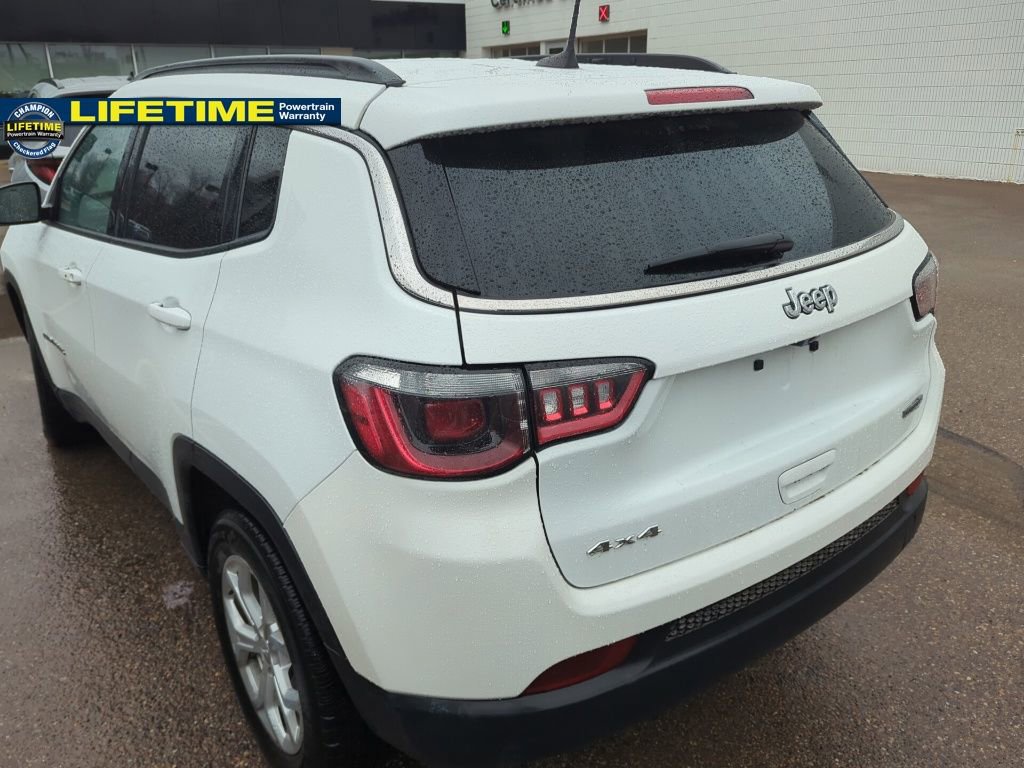 Used 2024 Jeep Compass Latitude AWD/4WD image 6