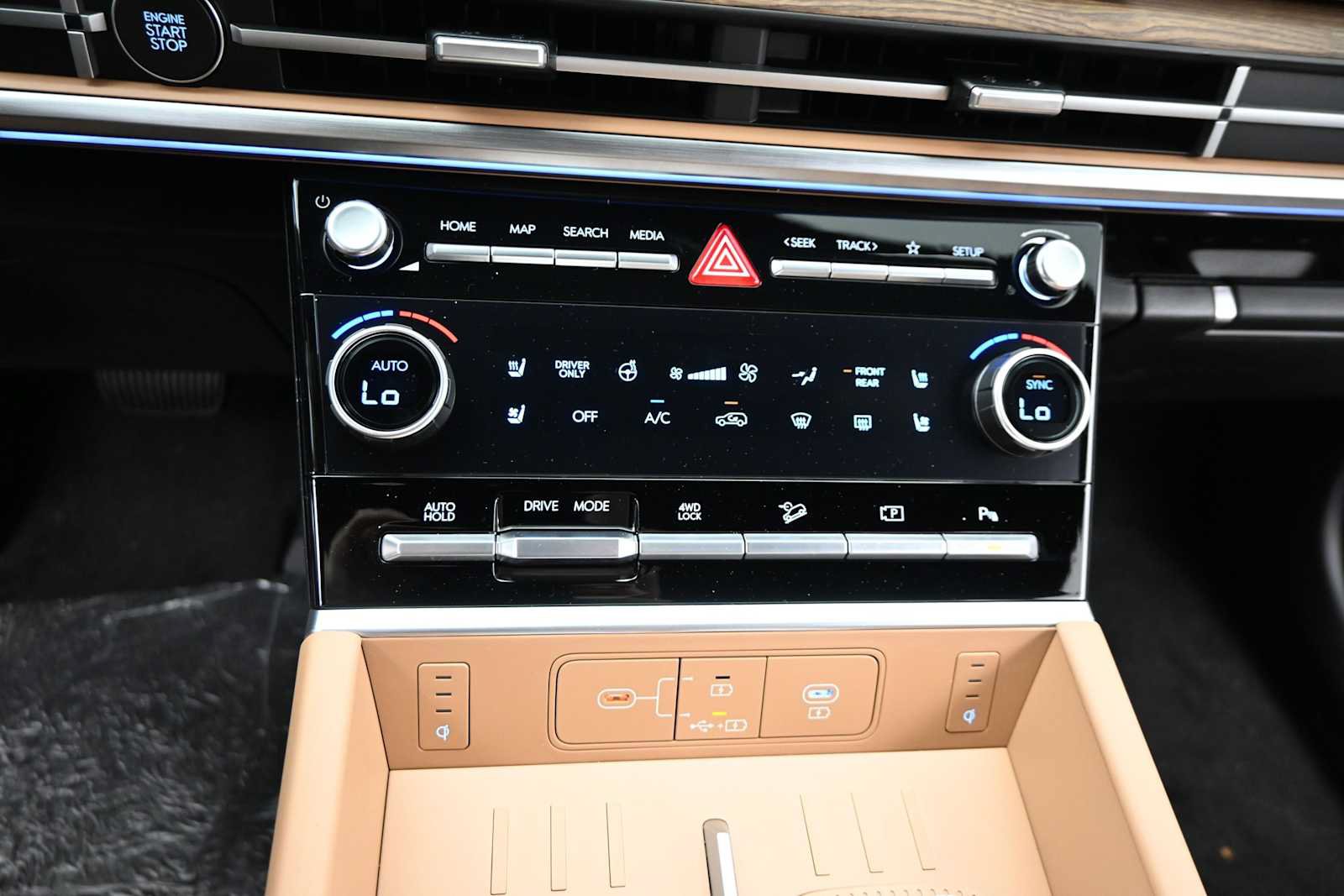 New 2026 Hyundai Santa Fe Limited AWD/4WD image 19