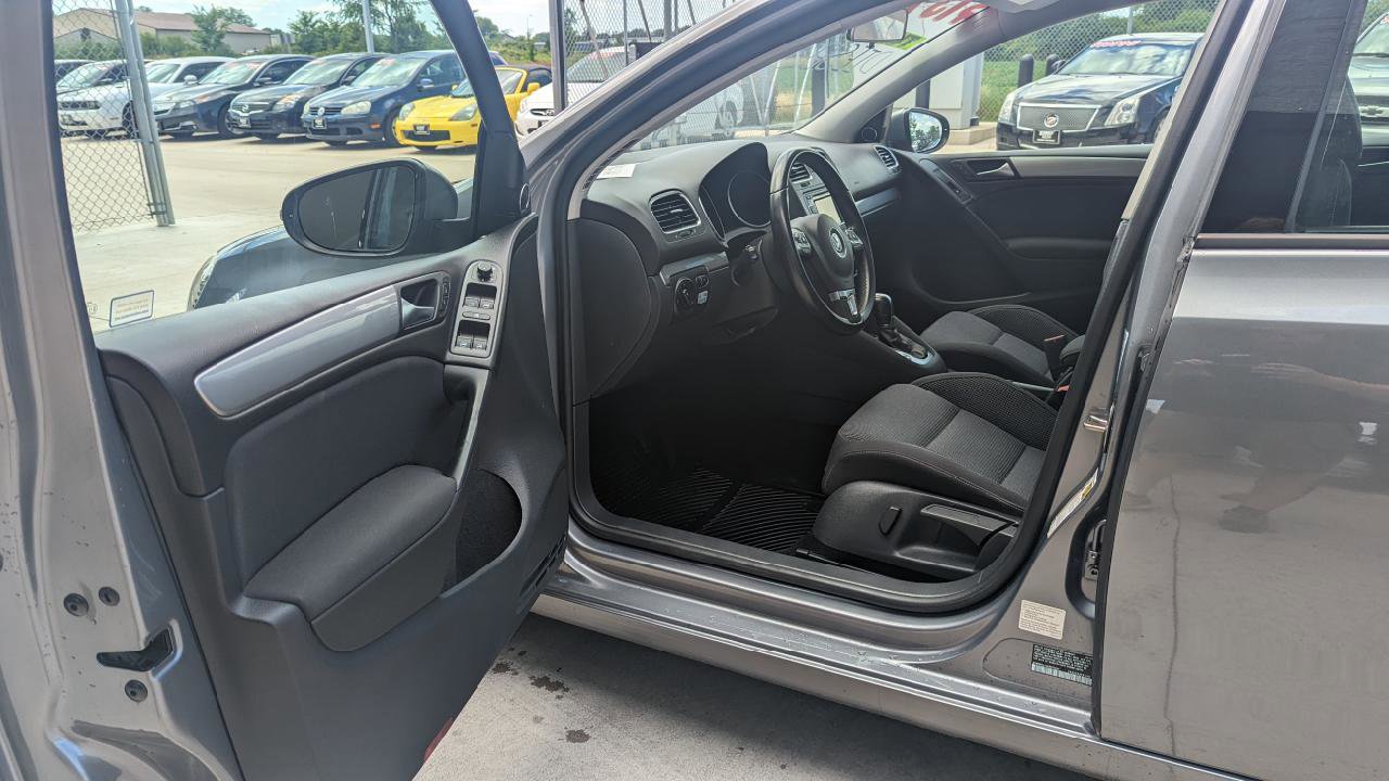 Used 2013 Volkswagen Golf TDI FWD image 11