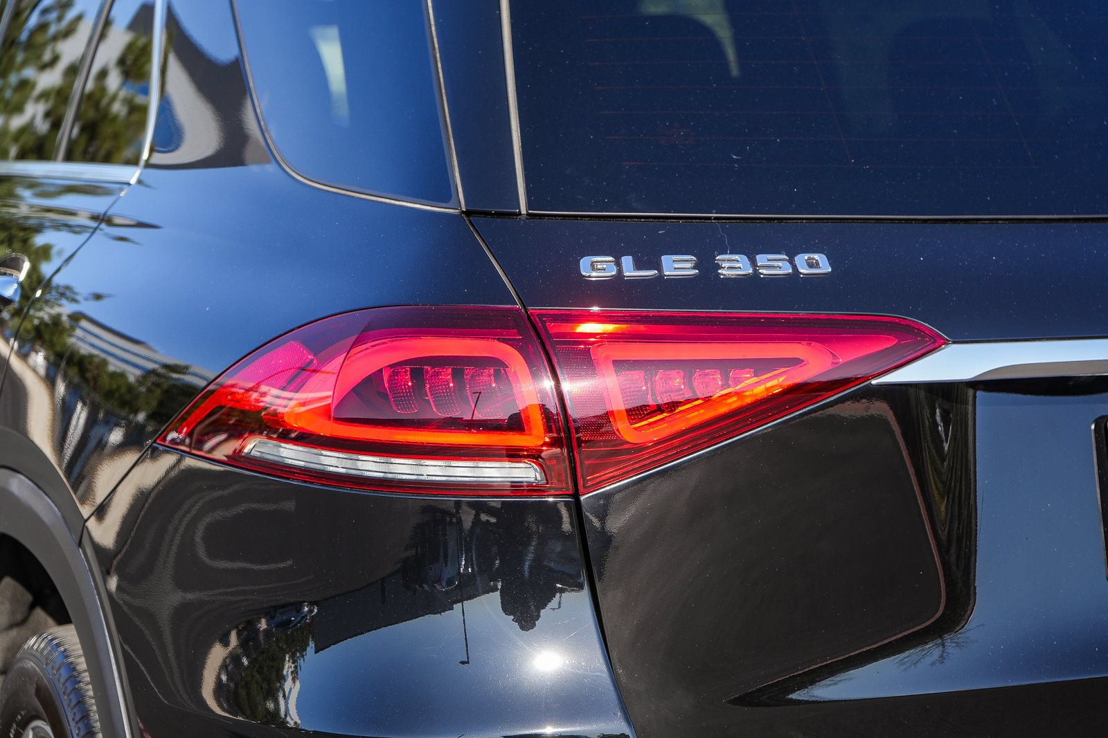 Used 2021 Mercedes-Benz GLE 350 4MATIC image 11