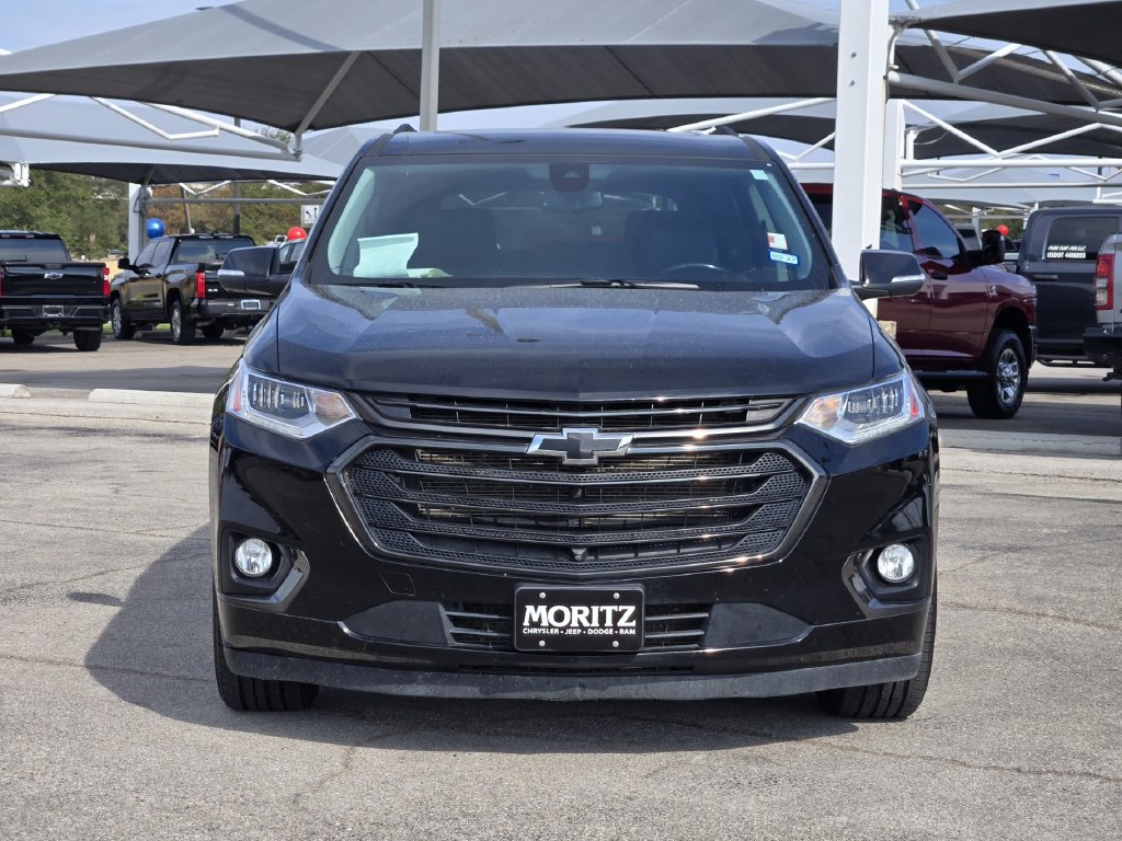 Used 2021 Chevrolet Traverse Premier w/ Redline Edition FWD image 2