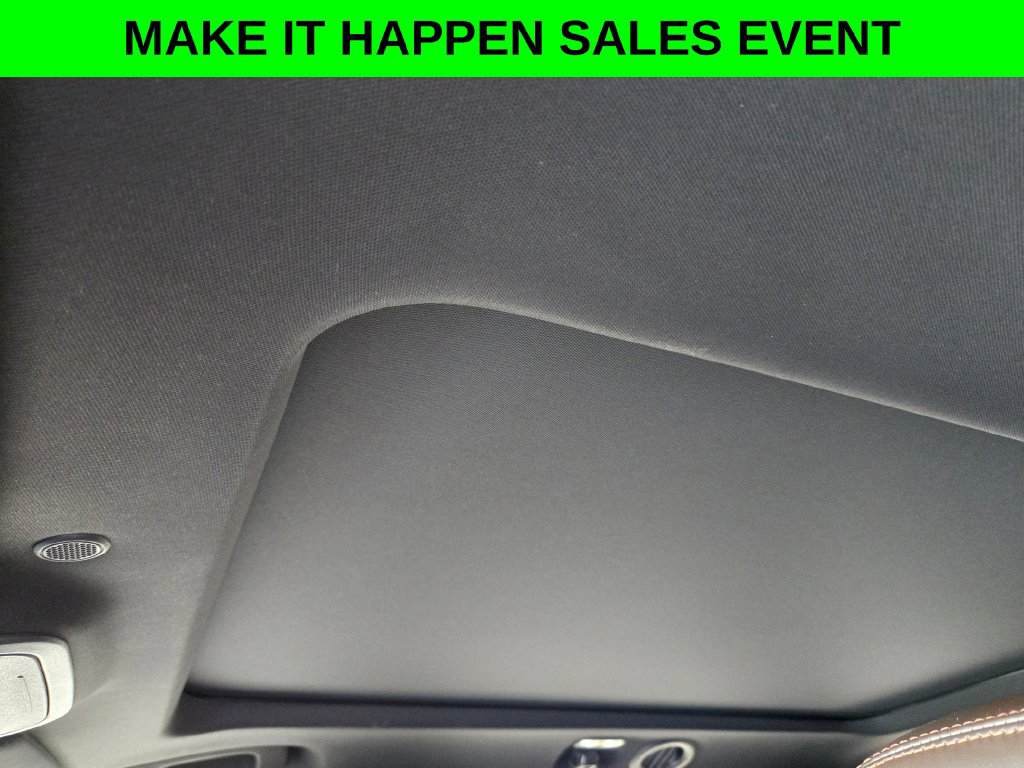 Used 2023 Ford Explorer King Ranch w/ Technology Package RWD image 34