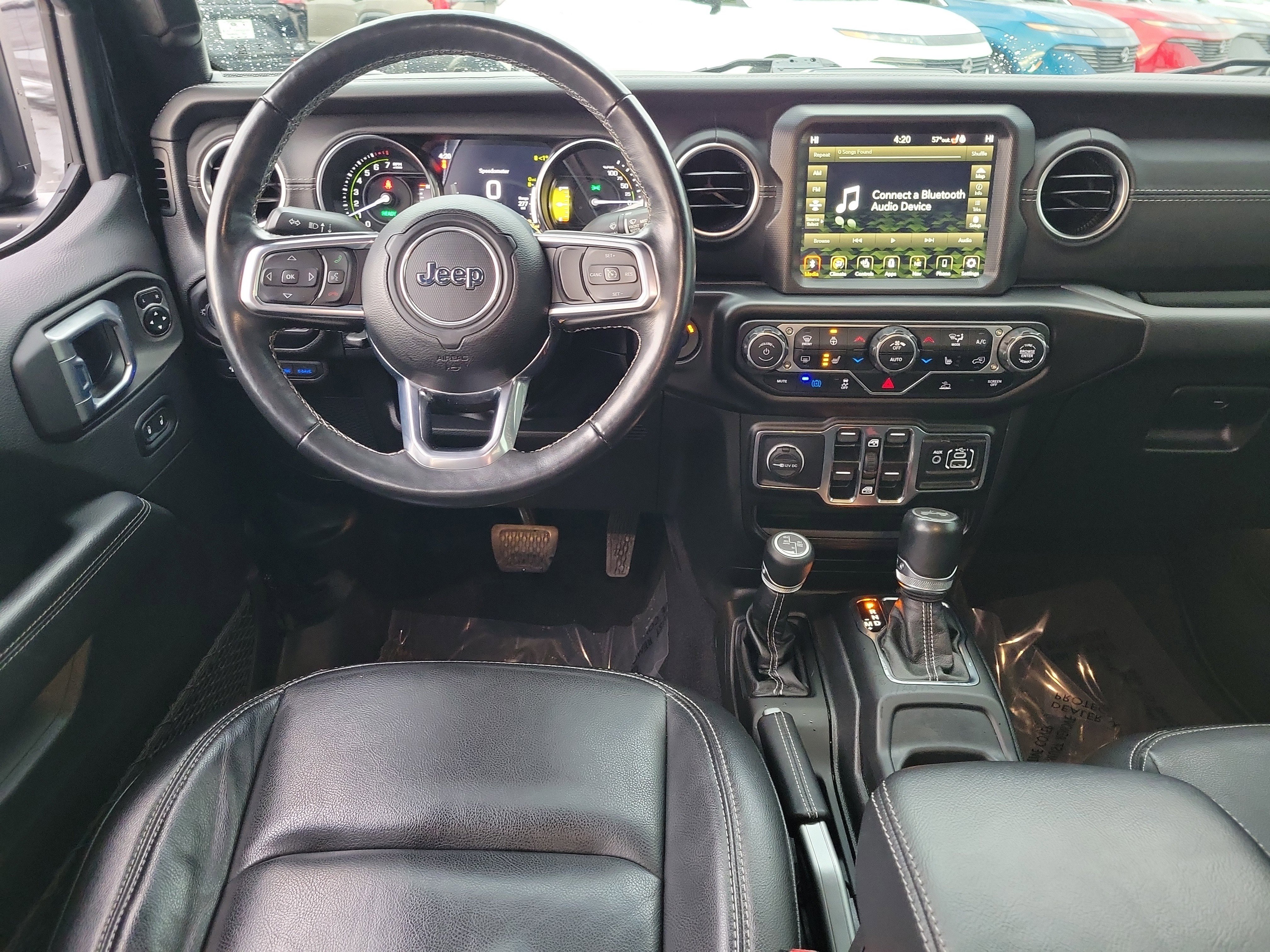 Used 2022 Jeep Wrangler Unlimited Sahara w/ Cold Weather Group image 10