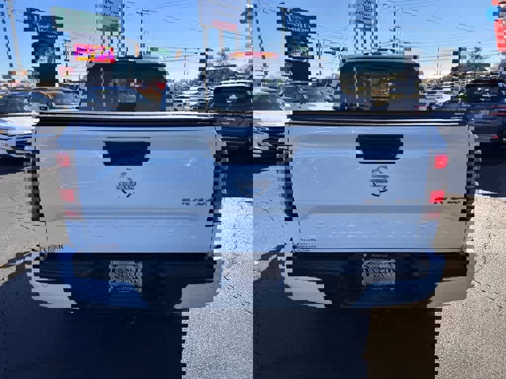 Used 2023 Nissan Frontier SV w/ SV Convenience Package image 4