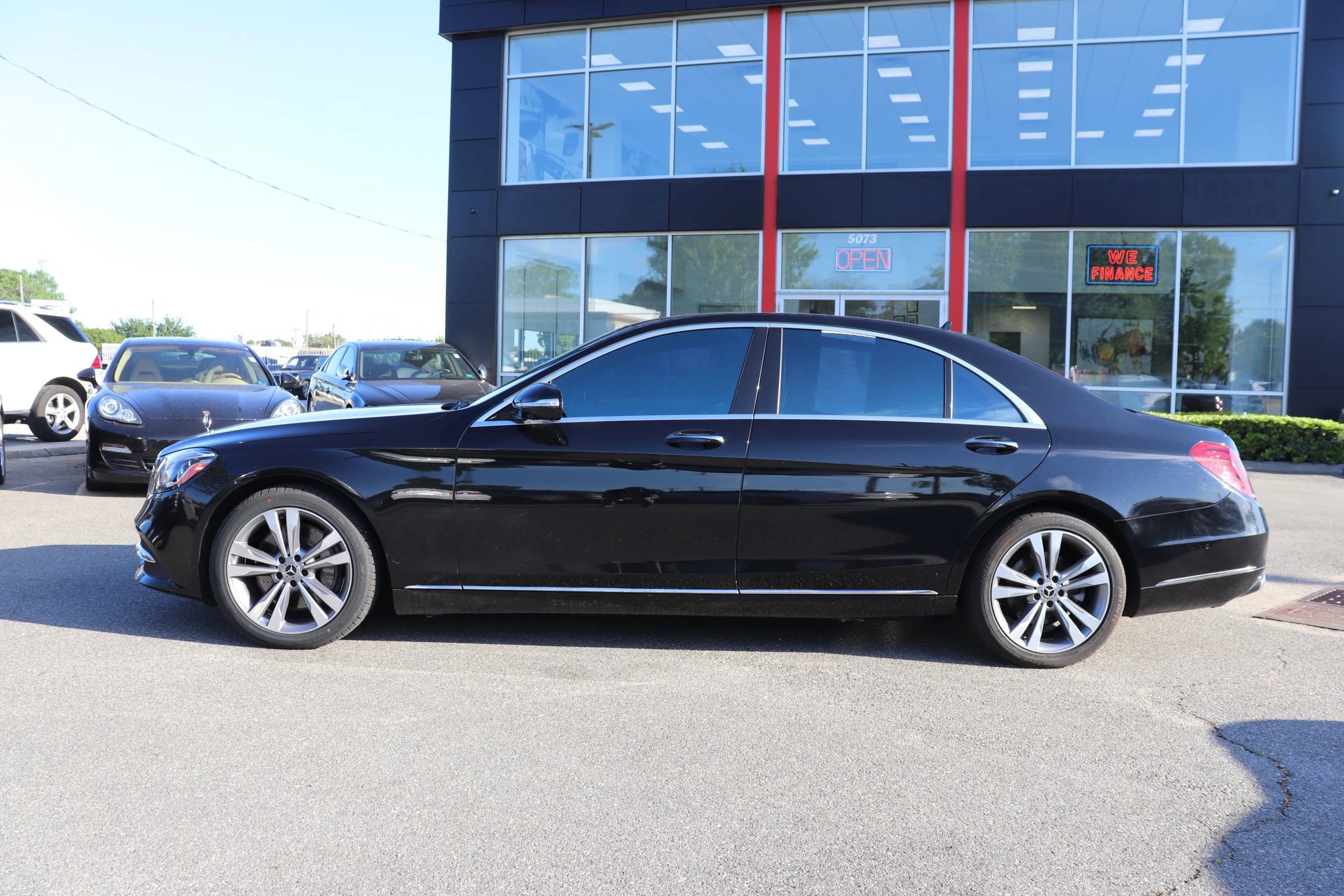 Used 2018 Mercedes-Benz S 450 Sedan image 26
