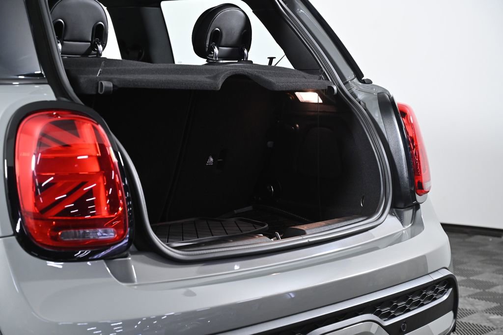 Used 2023 MINI Cooper S w/ Driver Assistance Package image 33