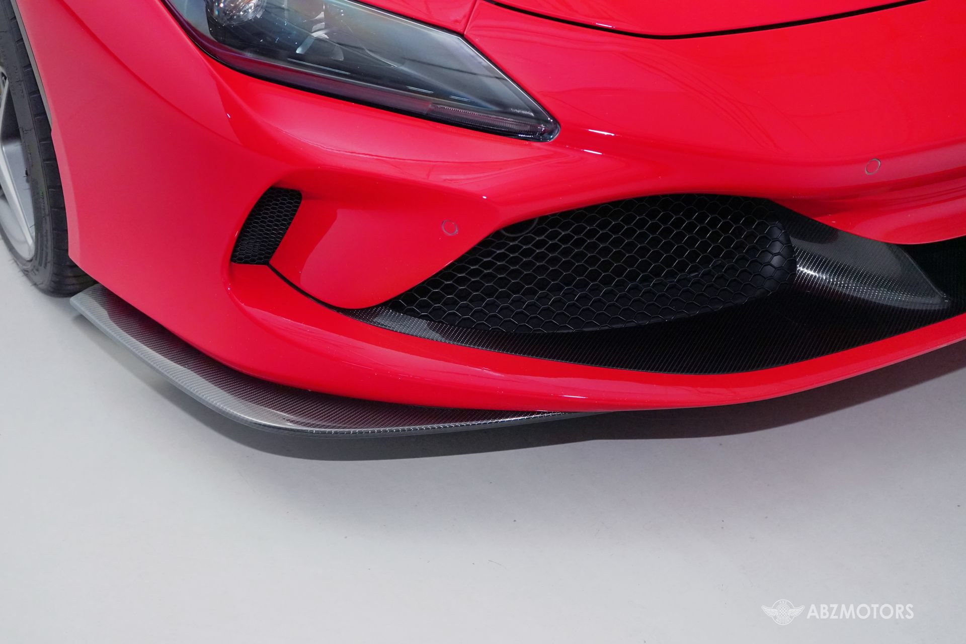 Used 2021 Ferrari F8 Tributo RWD image 10