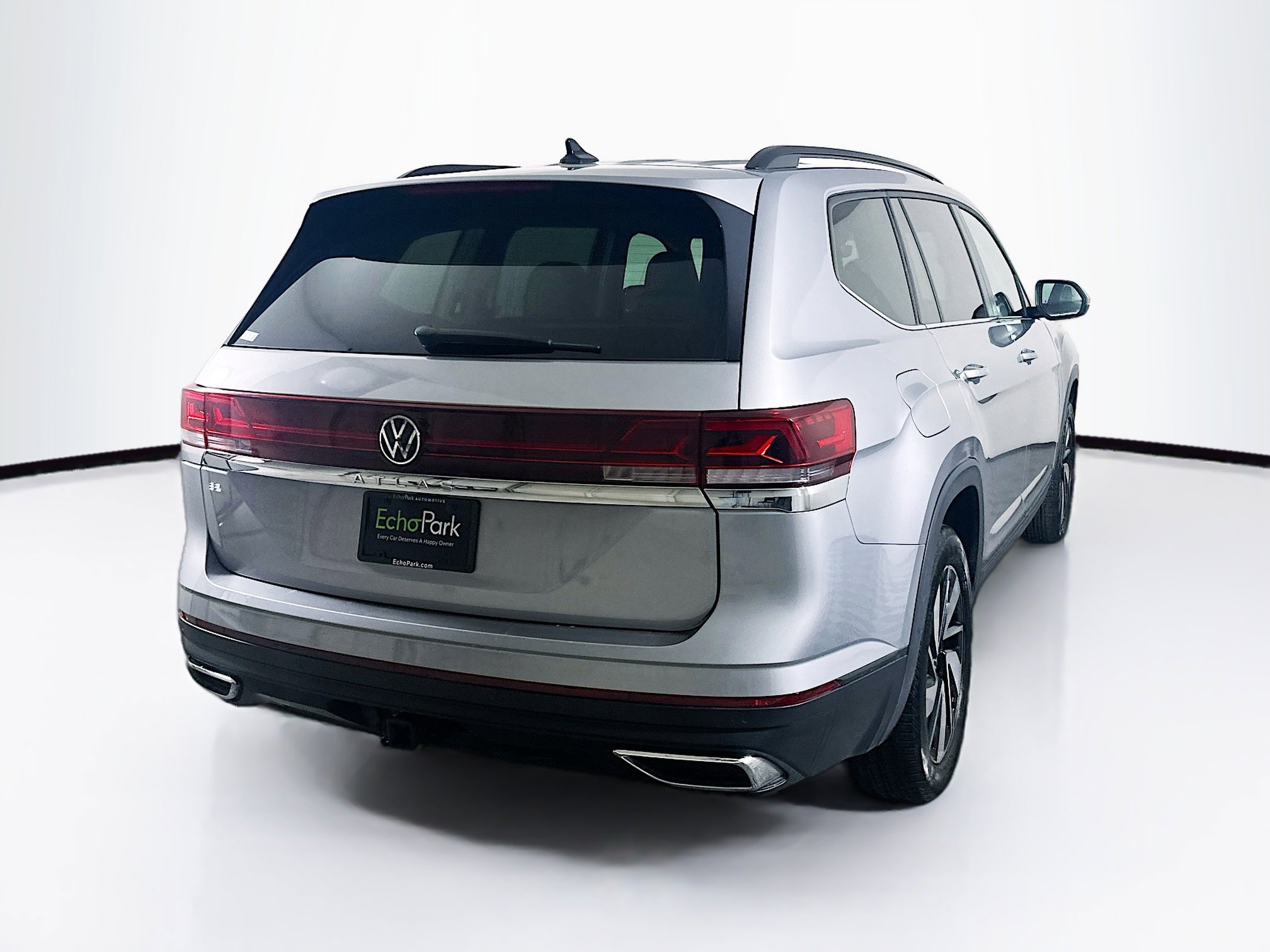 Used 2025 Volkswagen Atlas SE image 9