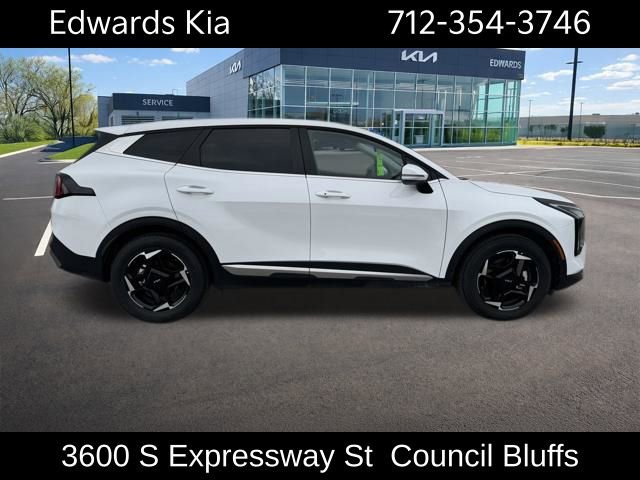 New 2026 Kia Sportage EX FWD image 2