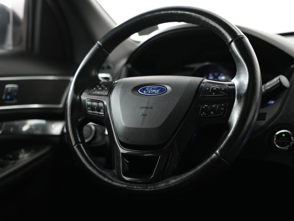Used 2016 Ford Explorer Sport w/ Equipment Group 401A image 11