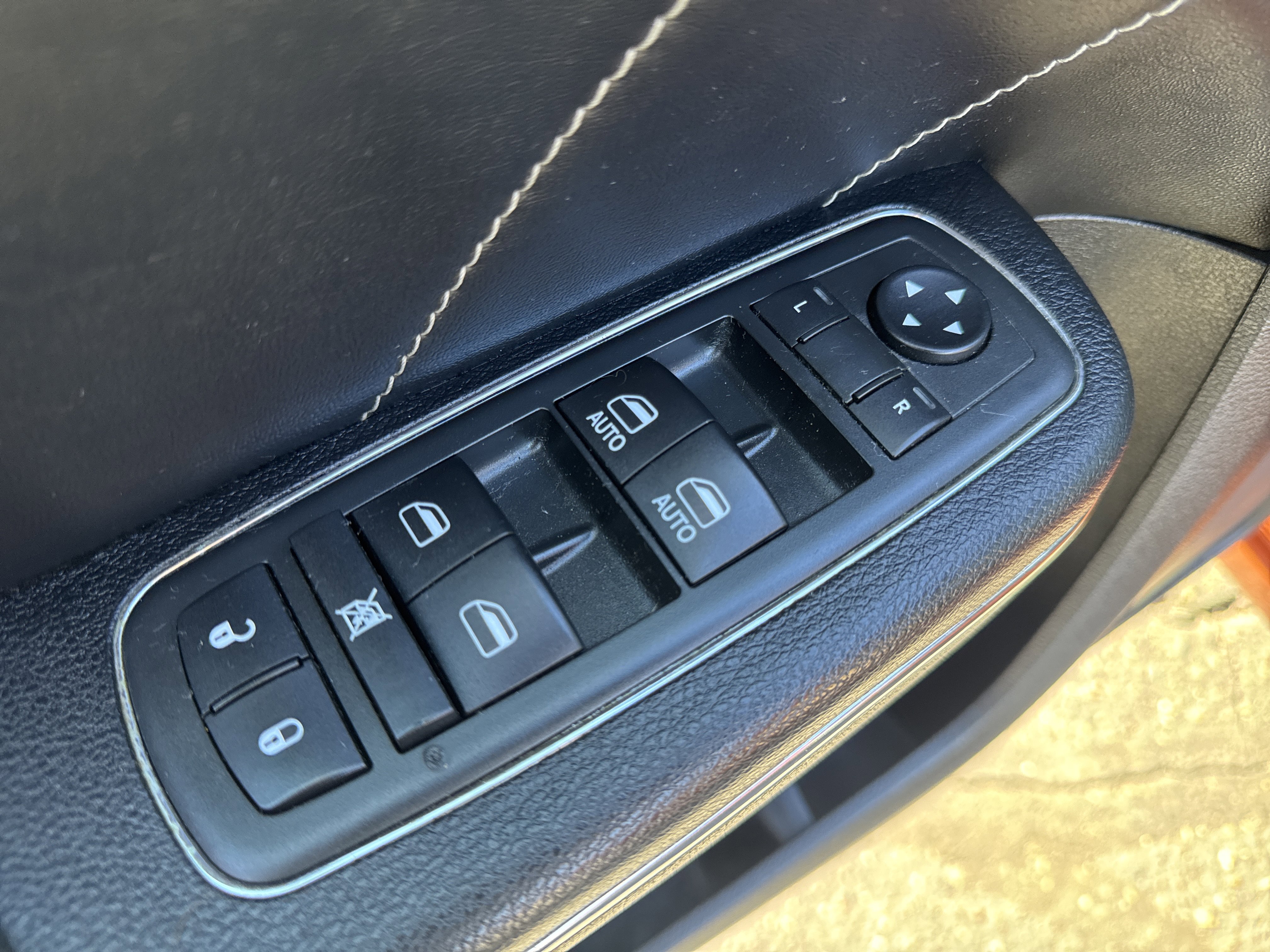 Used 2011 Dodge Charger R/T AWD/4WD image 14