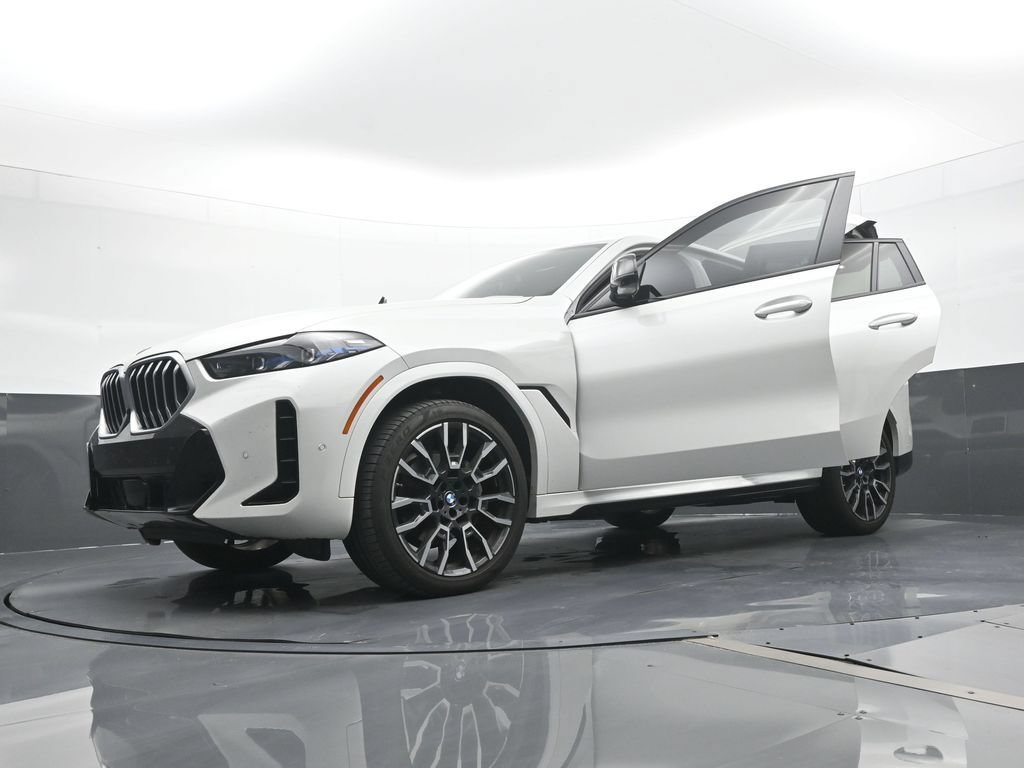 Used 2024 BMW X6 xDrive40i AWD/4WD image 26