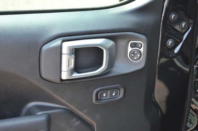 New 2026 Jeep Gladiator Sport AWD/4WD image 13