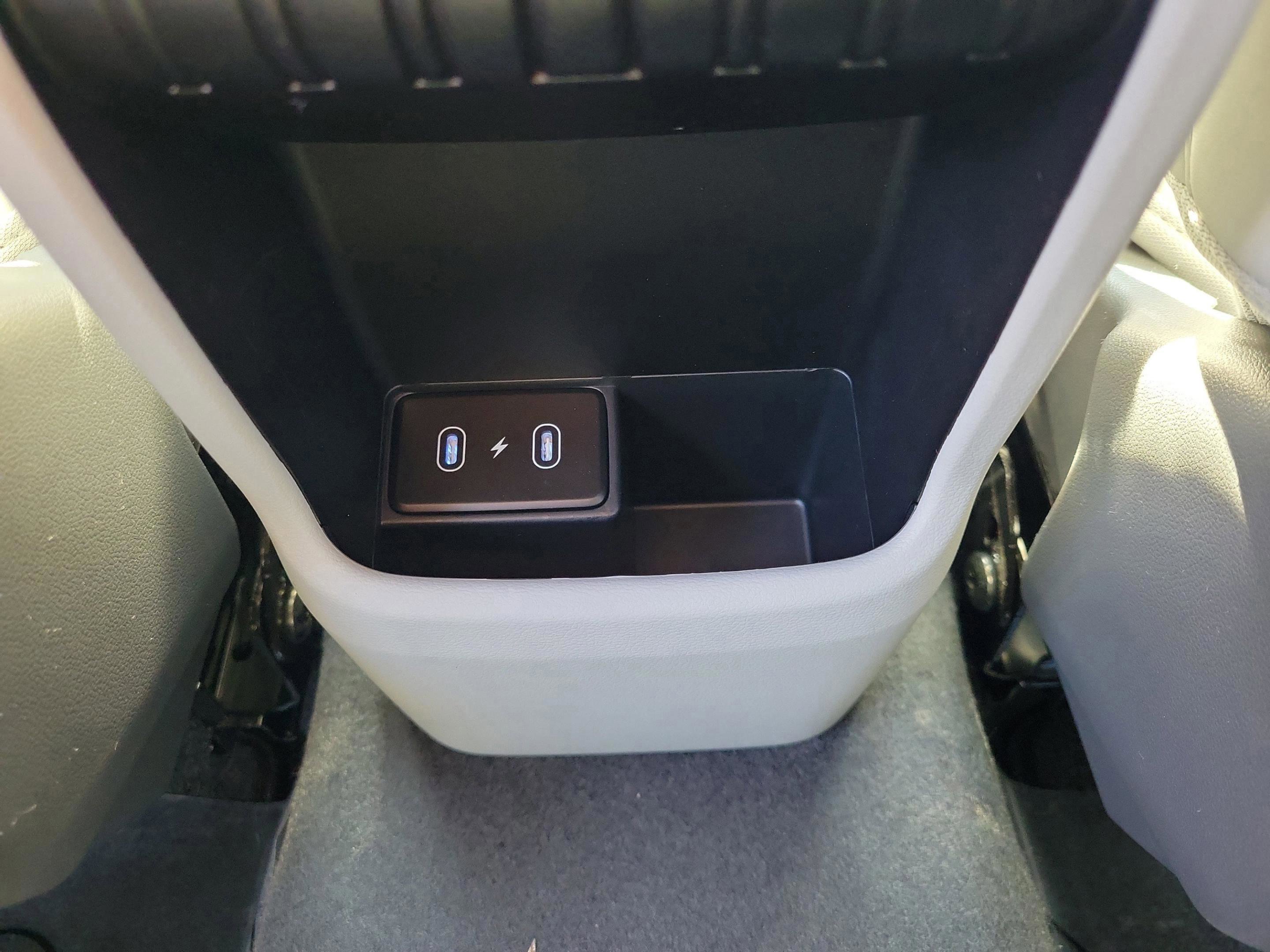 New 2026 Hyundai Kona SEL Premium image 30