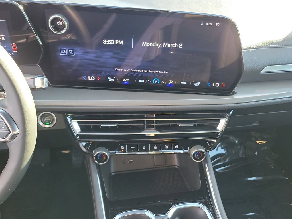 Used 2024 Chevrolet Traverse LS w/ Midnight/Sport Edition image 13