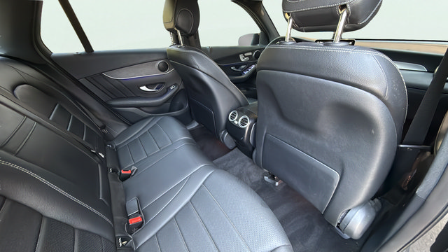 Used 2022 Mercedes-Benz GLC 300 4MATIC image 25