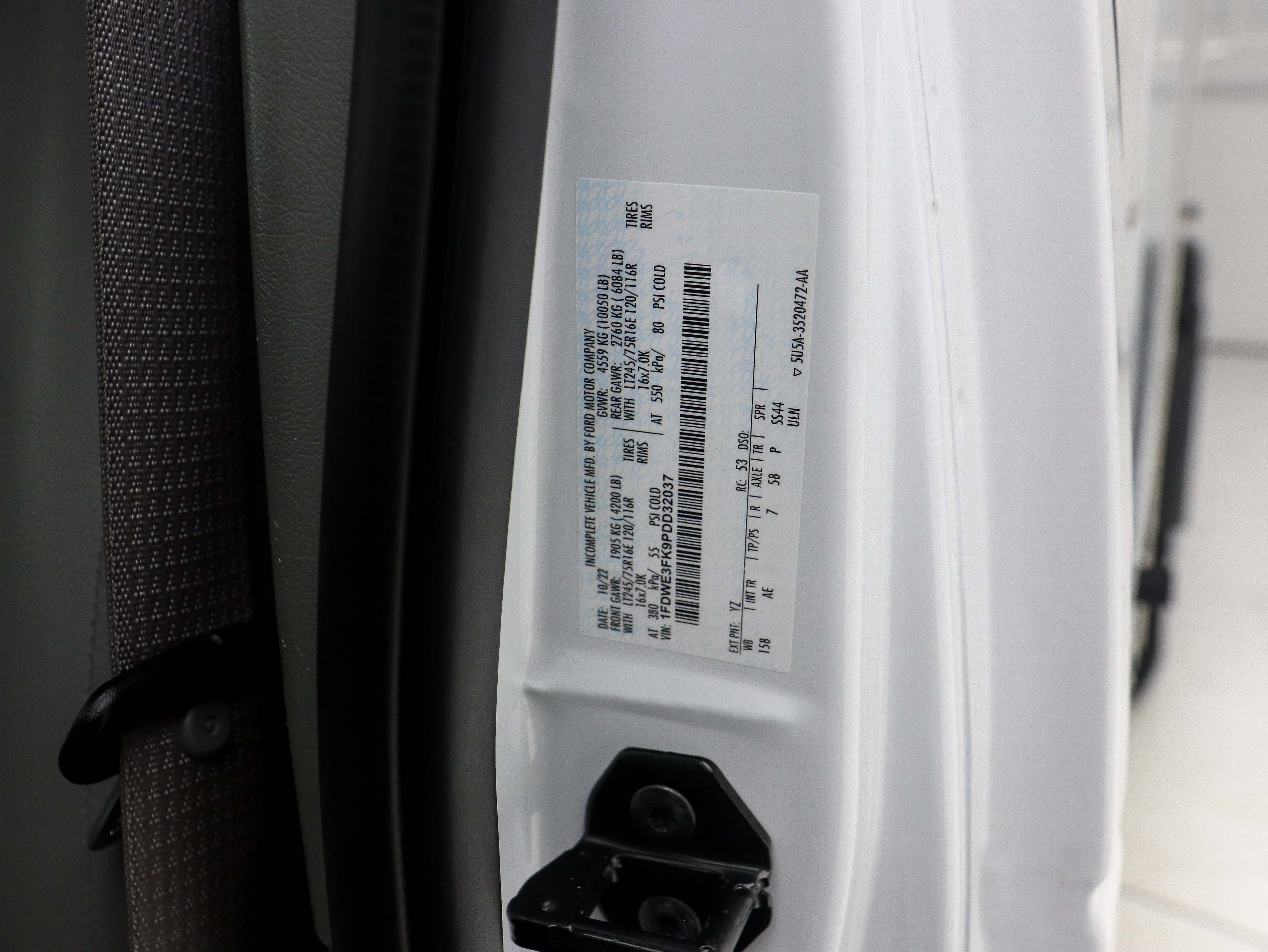 Used 2023 Ford E-350 and Econoline 350 Super Duty w/ Power Windows & Locks Group RWD image 31