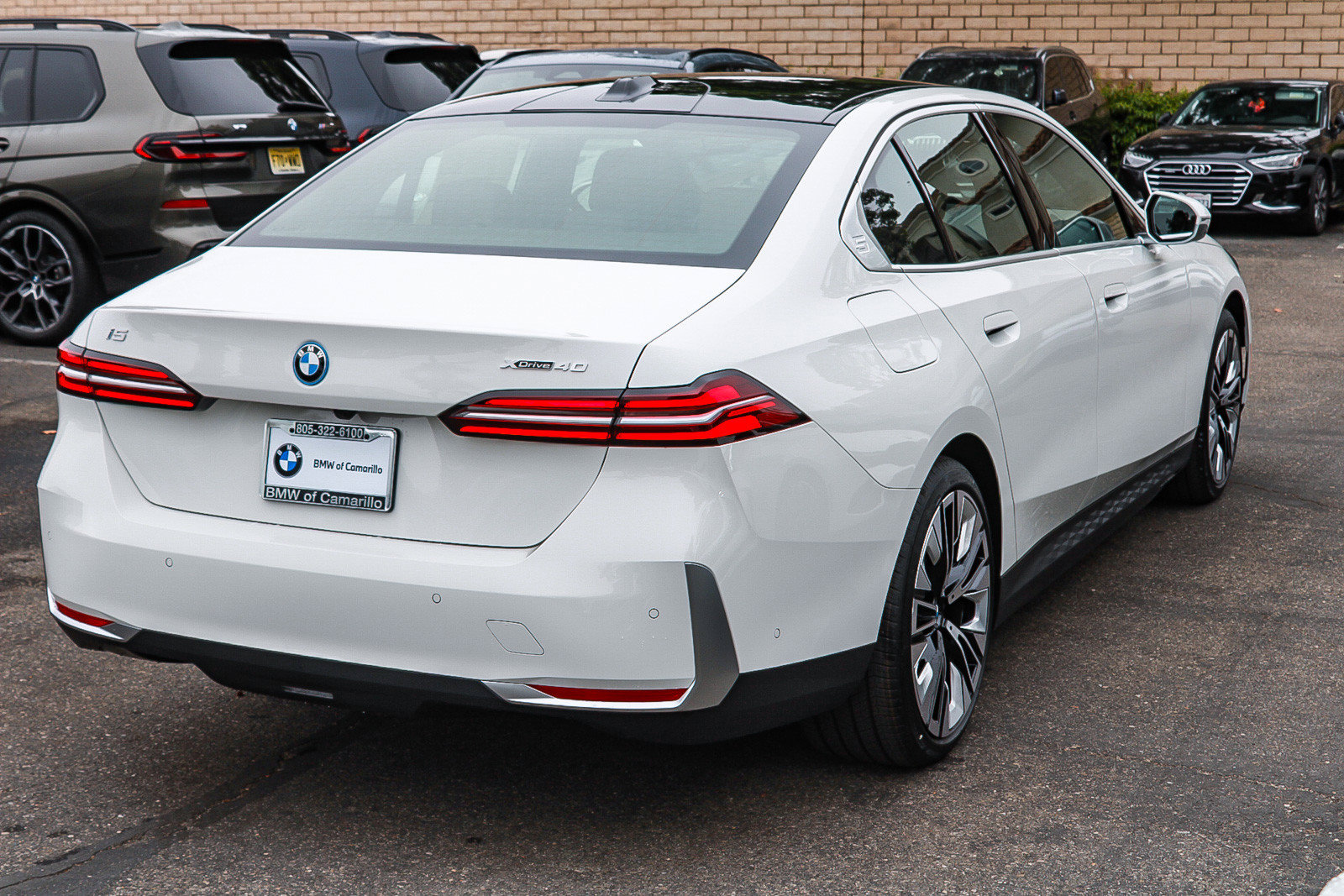 New 2027 BMW i5 xDrive40 AWD/4WD image 6