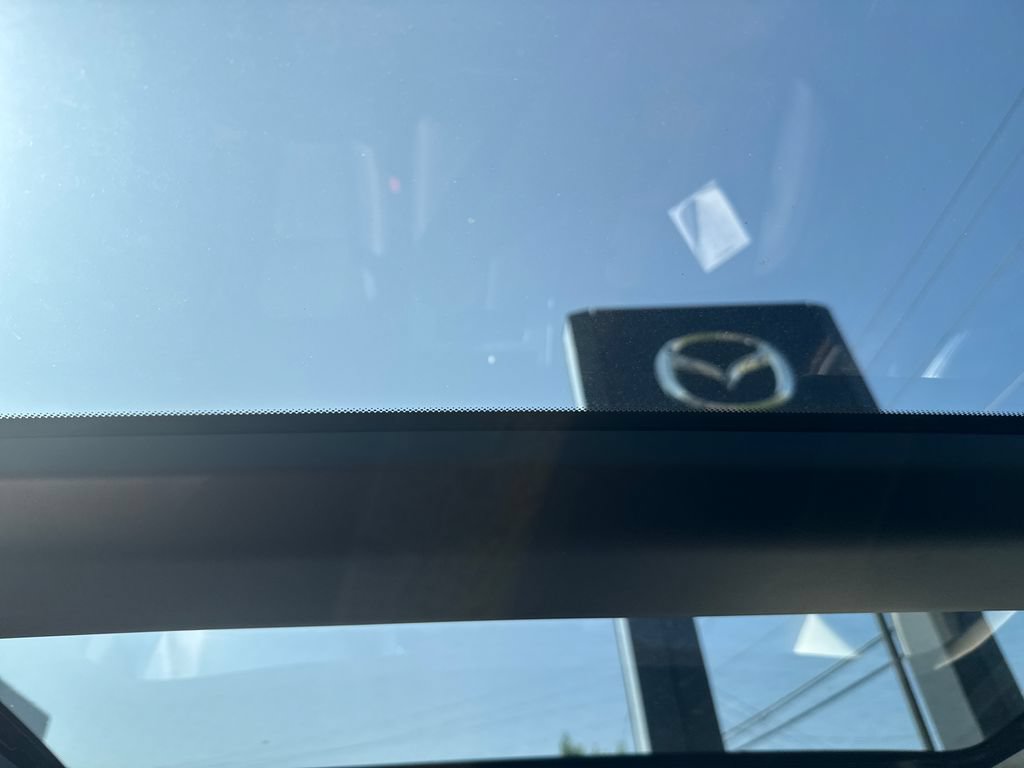 Certified 2025 MAZDA CX-70 Plug-In Hybrid w/ Premium Pkg AWD/4WD image 19