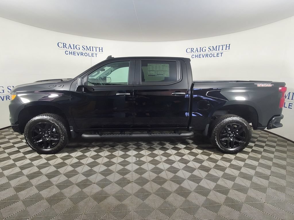 New 2026 Chevrolet Silverado 1500 Custom Trail Boss w/ Turbomax Blackout Package AWD/4WD image 2