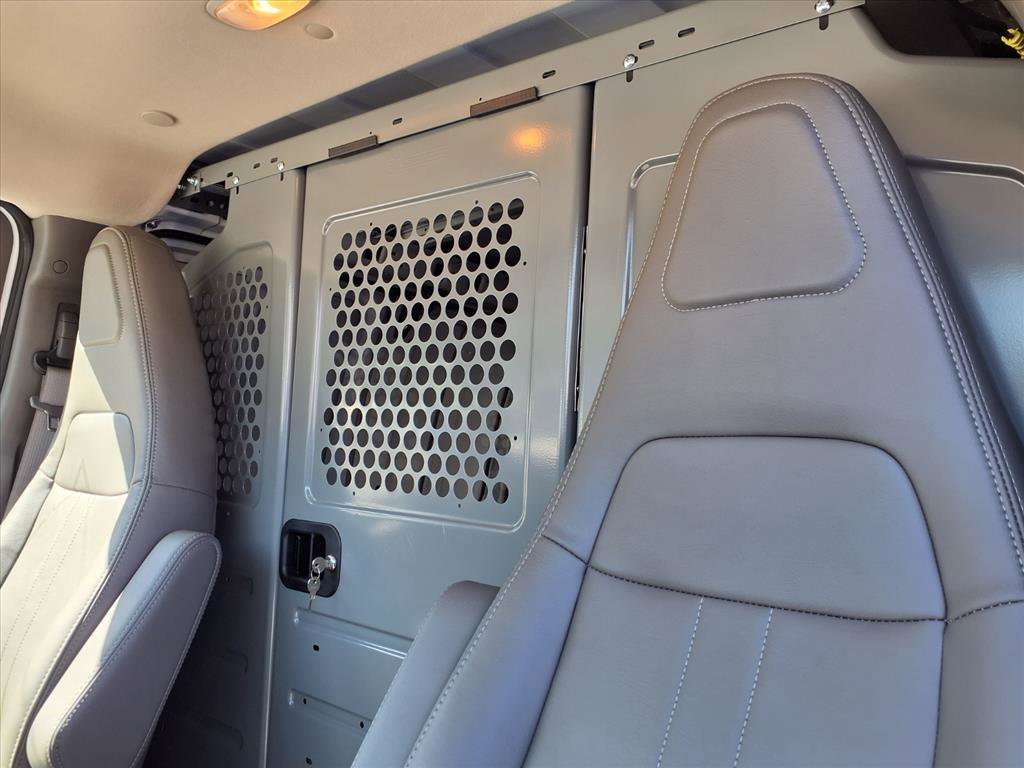 New 2025 GMC Savana 2500 Extended w/ Driver Convenience Package RWD image 15