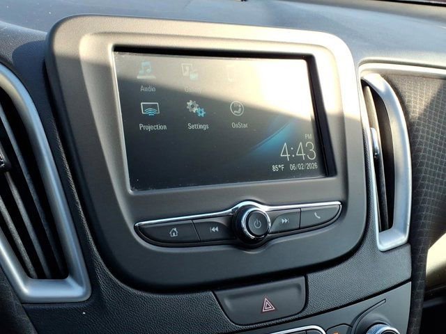 Used 2018 Chevrolet Malibu LS FWD image 10
