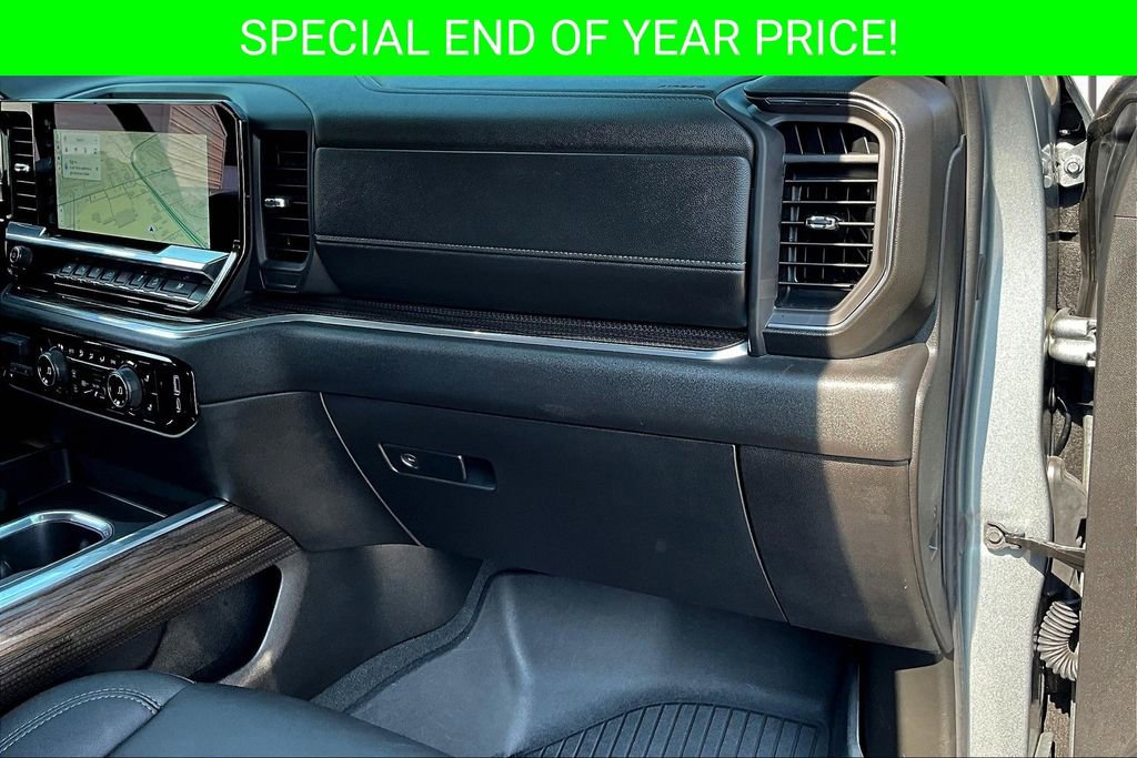 Used 2025 Chevrolet Silverado 1500 RST w/ Dark Appearance Package image 26