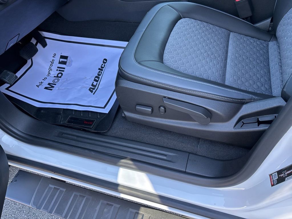 Used 2021 Chevrolet Colorado Z71 w/ Safety Package image 18