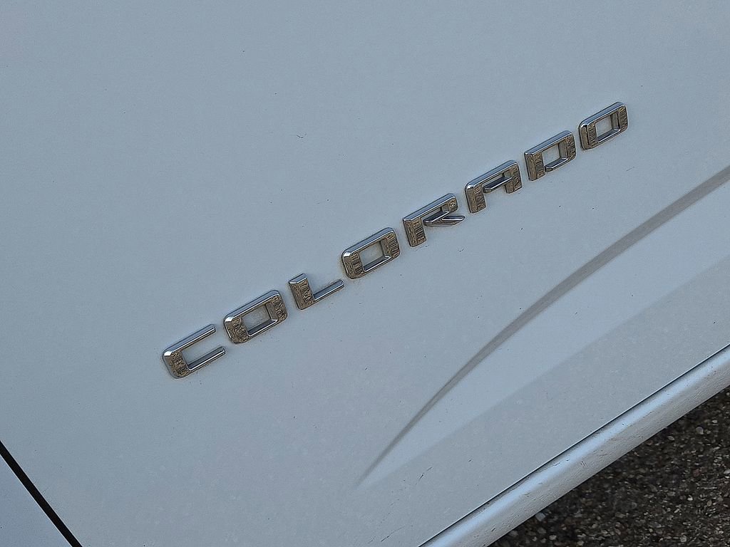 Used 2022 Chevrolet Colorado LT w/ Fleet Safety Package image 12