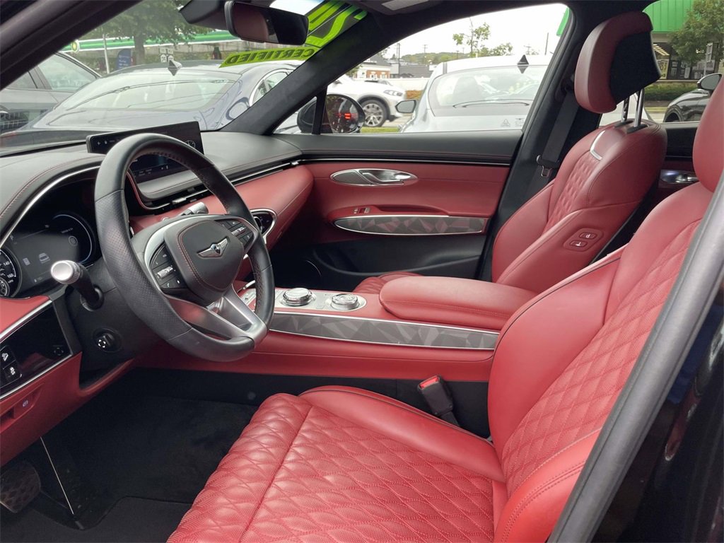 Certified 2024 Genesis GV70 3.5T Sport w/ Sport Advanced Package image 13