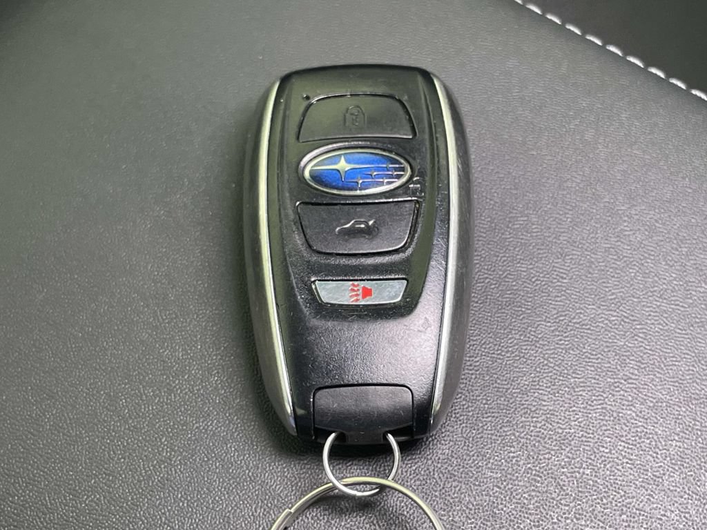 Used 2017 Subaru Legacy 2.5i Limited w/ Cargo Package AWD/4WD image 39