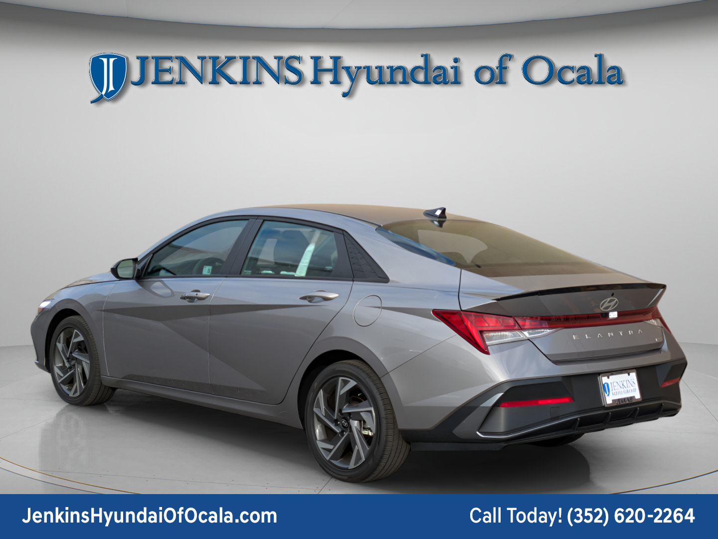 Certified 2025 Hyundai Elantra SEL FWD image 5