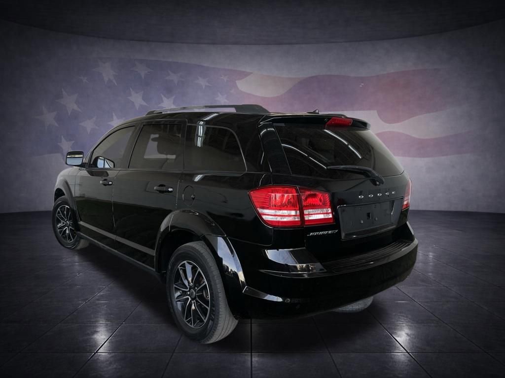 Used 2018 Dodge Journey SE w/ Popular Equipment Group image 3